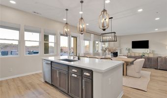 17066 Takipi Rd, Apple Valley, CA 92307