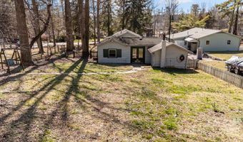 215 Cedar Ln, Arden, NC 28704