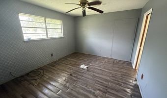1322 W Palm Dr, Aransas Pass, TX 78336