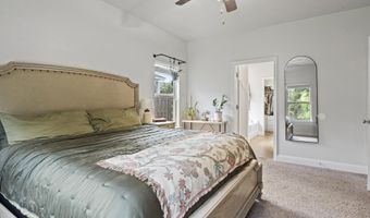 5367 Overland Dr, Biloxi, MS 39532