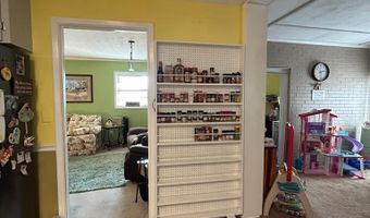 201 Bruner St, Ashford, AL 36312