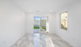 25 Scallop Shell Rd, Narragansett, RI 02882