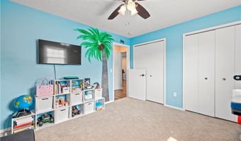 435 Berry Ridge Dr, Amherst, OH 44001