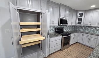 207 Blackberry Cir, Archie, MO 64725