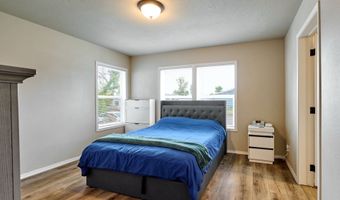 11633 WARBLER Ln, Aurora, OR 97002
