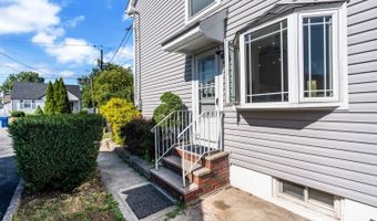 3 N Smith St N, Avenel, NJ 07001