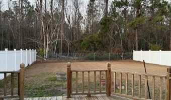57 Brandon St, Baxley, GA 31513