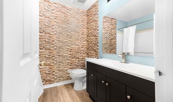 717 LEXINGTON Dr, Bear, DE 19701