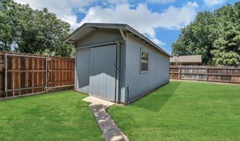 801 Cambridge Dr, Altus, OK 73521