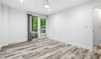 7525 SPRING LAKE Dr #C2, Bethesda, MD 20817