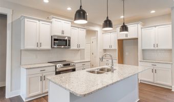 6352 Autumn Breeze Ct, Alvaton, KY 42122