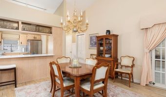 8 Sweet Bay Ln, Amherst, NY 14221