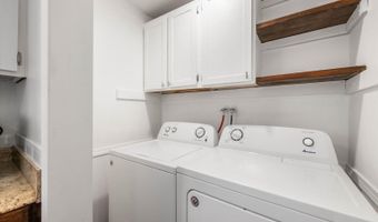 705 8th St, Benton City, WA 99320