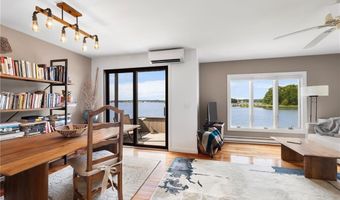 267 Fishing Cove Rd, North Kingstown, RI 02852