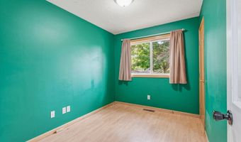 5494 Lambert Ave NE, Albertville, MN 55301