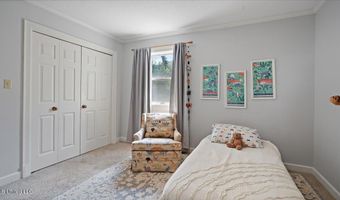 112 Swallow Dr, Brandon, MS 39047