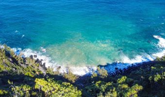 402 Mehana Rd, Haiku, HI 96708