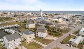 108 N Kinston Ave, Atlantic Beach, NC 28512