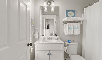 14 Assembly Row B, Beaufort, SC 29906