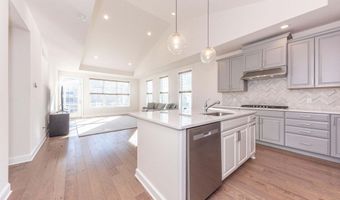 3341 Roseford Blvd, Ann Arbor, MI 48105