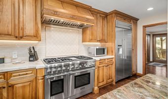 32854 Crown Valley Rd, Acton, CA 93510
