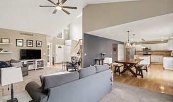 1044 Bicentennial Pkwy, Ann Arbor, MI 48108