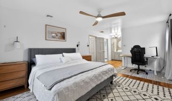8 Telfer Dr, Alloway, NJ 07418