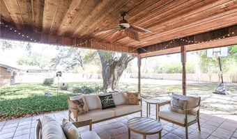 1316 Southwood St, Alice, TX 78332