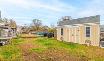 35 Woodbine St, Attleboro, MA 02703