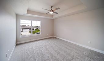 327 41st St SW, Altoona, IA 50009