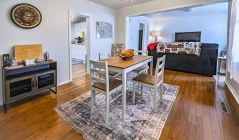 1013 Kearney St, Atchison, KS 66002