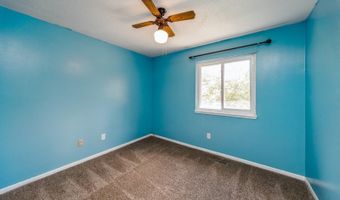 935 Breezewood Cir, Altoona, IA 50009