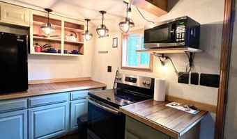 1585 DULCIMER Dr, Fairbanks, AK 99709