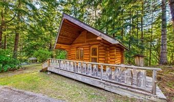 14361 Maple Creek Rd, Arcata, CA 95550