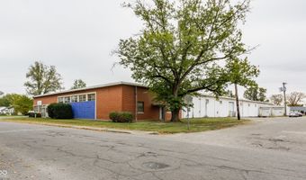 1825 W 18th St, Anderson, IN 46016