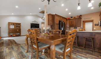 1415 Nicklaus Dr, Aberdeen, SD 57401