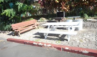 98-650 Moanalua Loop 247, Aiea, HI 96701