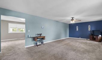 2875 S Madison Ave, Aurora, MO 65605