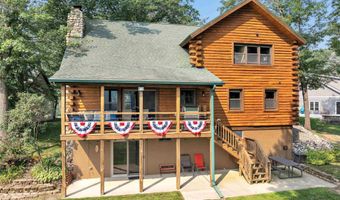 N1575 SILVER CANOE Road, Keshena, WI 54135