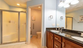 5 Sweet Corn Dr, Cranston, RI 02921
