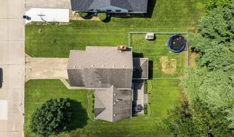 8448 Seattle Slew Ln, Indianapolis, IN 46217