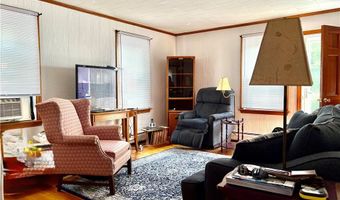 10 Prospect St, Bristol, RI 02809