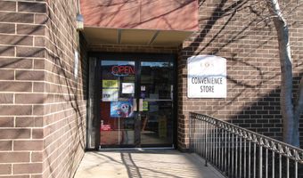 75 S REYNOLDS St 411, Alexandria, VA 22304