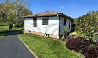 19 Pomeroy Rd, Athens, OH 45701