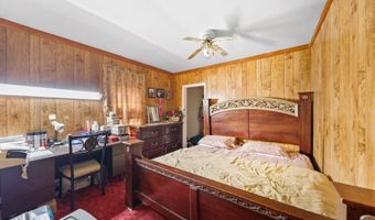 1 PAGE Ave, Barrington, NJ 08007