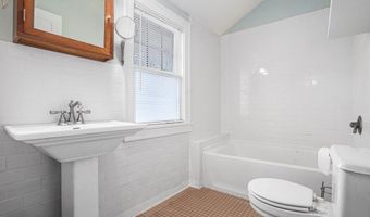 318 Cutler St, Allegan, MI 49010