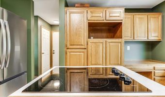 444 Greenvalley Dr, Andover, KS 67002