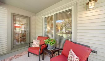 447 Sumark Way, Ann Arbor, MI 48103