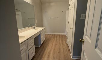 20453 CHARTER OAK Dr, Ashburn, VA 20147