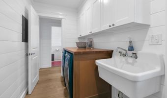 564 Lake Ave, Bay Head, NJ 08742
